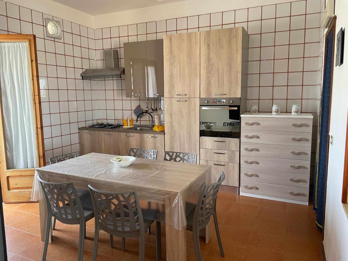 Mediterranean Sunset Villa بونتا بروتْشّيتّو المظهر الخارجي الصورة